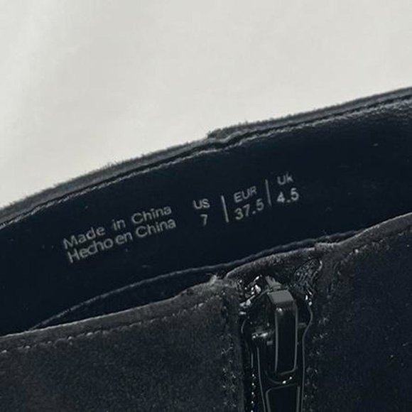 Black suede gold booties heels - Picture 5 of 7